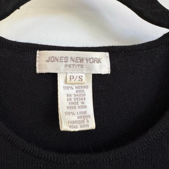 Jones New York Vintage Womens Pure Merino Wool Beaded Sweater Size SP Petite - Picture 5 of 11